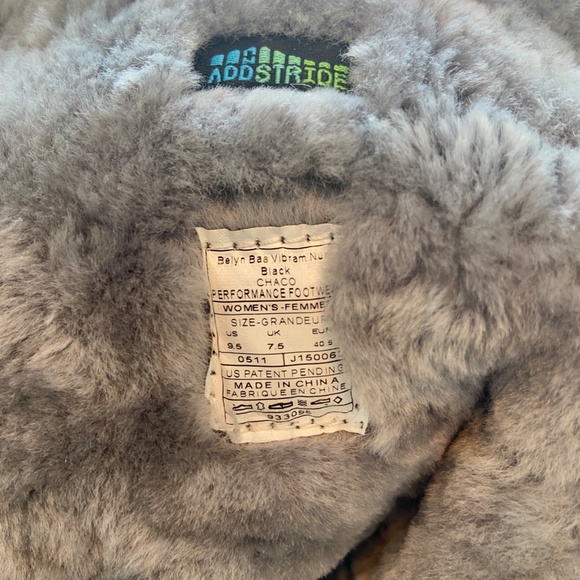 EUC Chaco Belyn Baa Boots, Wmns 9.5, Black/Charcoal Grey - Picture 5 of 7